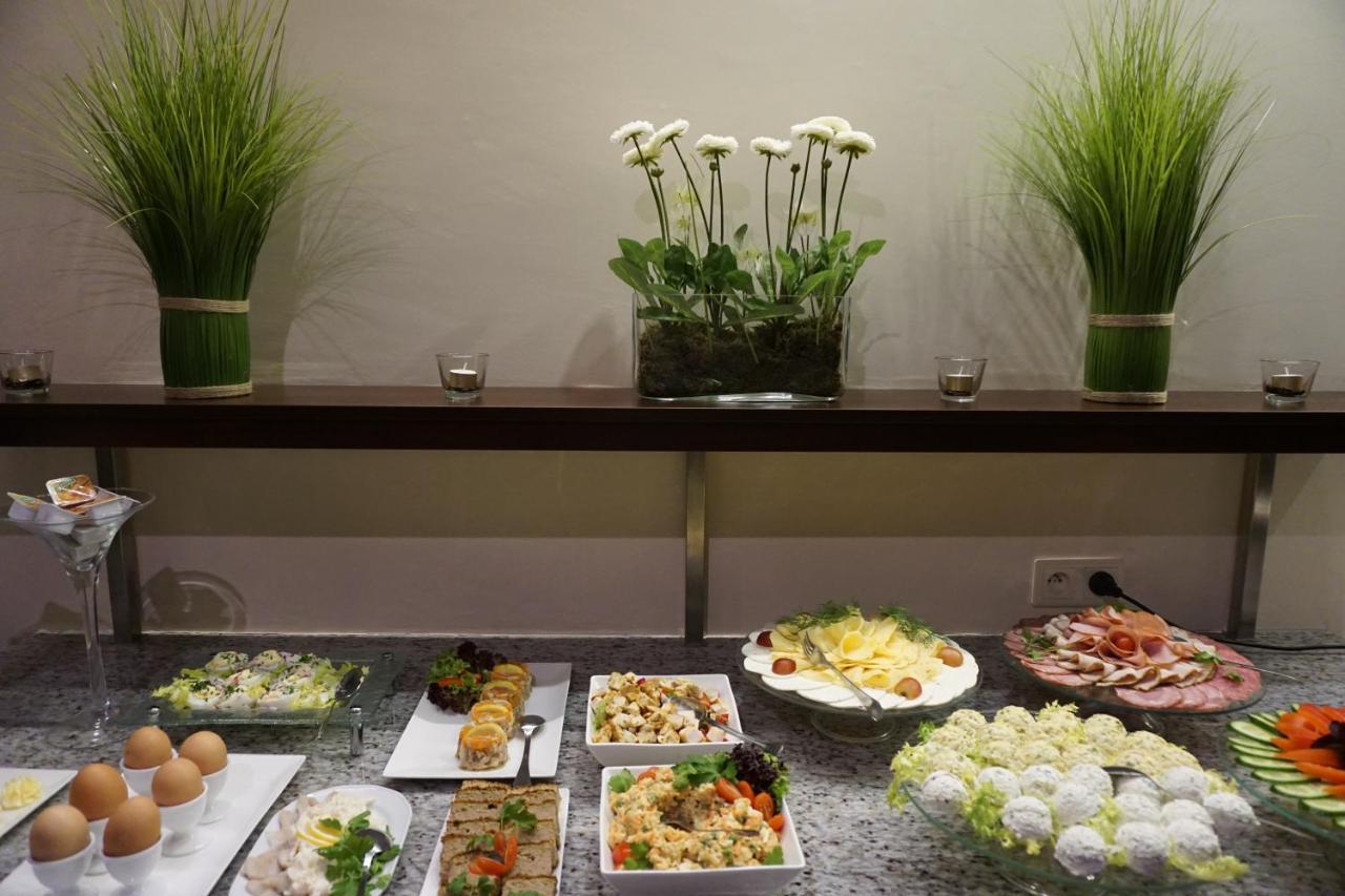 Hotel Mistral ماركي المظهر الخارجي الصورة
